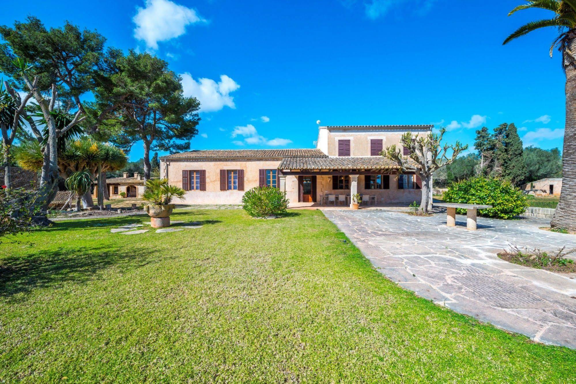 Villa Can Cirerol Portocolom  Buitenkant foto