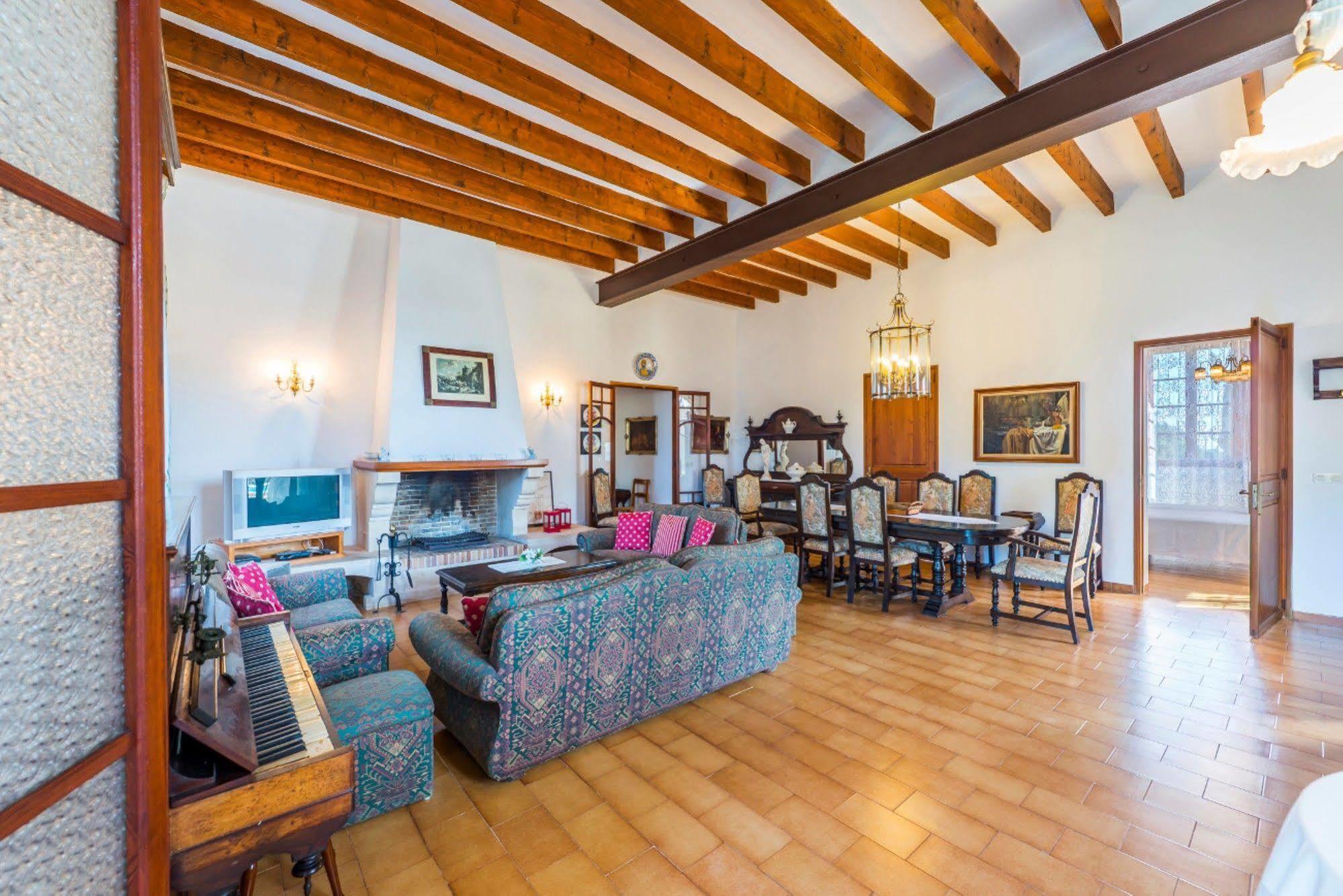 Villa Can Cirerol Portocolom  Buitenkant foto